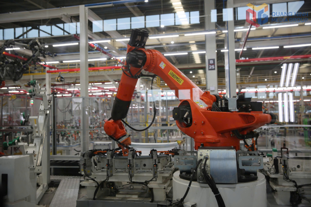 Quảng Ninh tái cơ cấu công nghiệp, hướng tới mục tiêu tăng trưởng hai con số