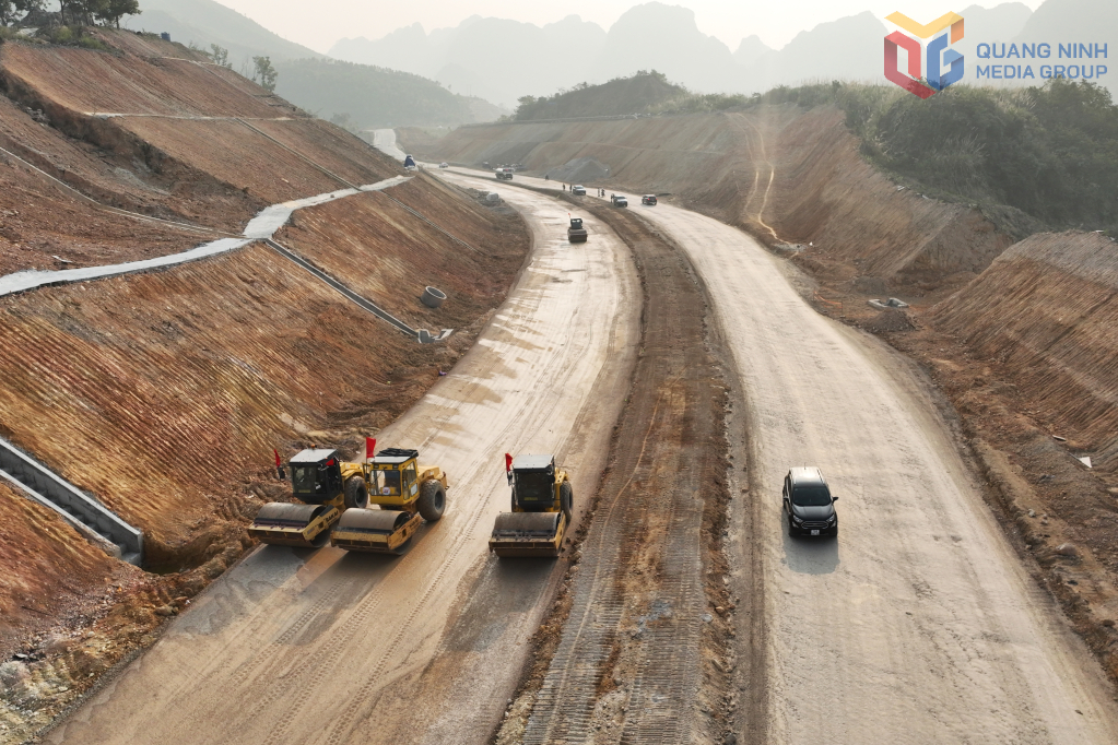 Quảng Ninh quyết tâm thông tuyến quốc lộ 279 trong tháng 6/2026