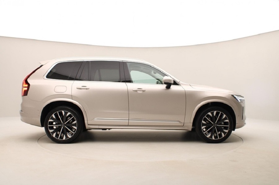 Volvo lu&ocirc;n dẫn đầu về an to&agrave;n, v&agrave; XC90 2026 kh&ocirc;ng ngoại lệ