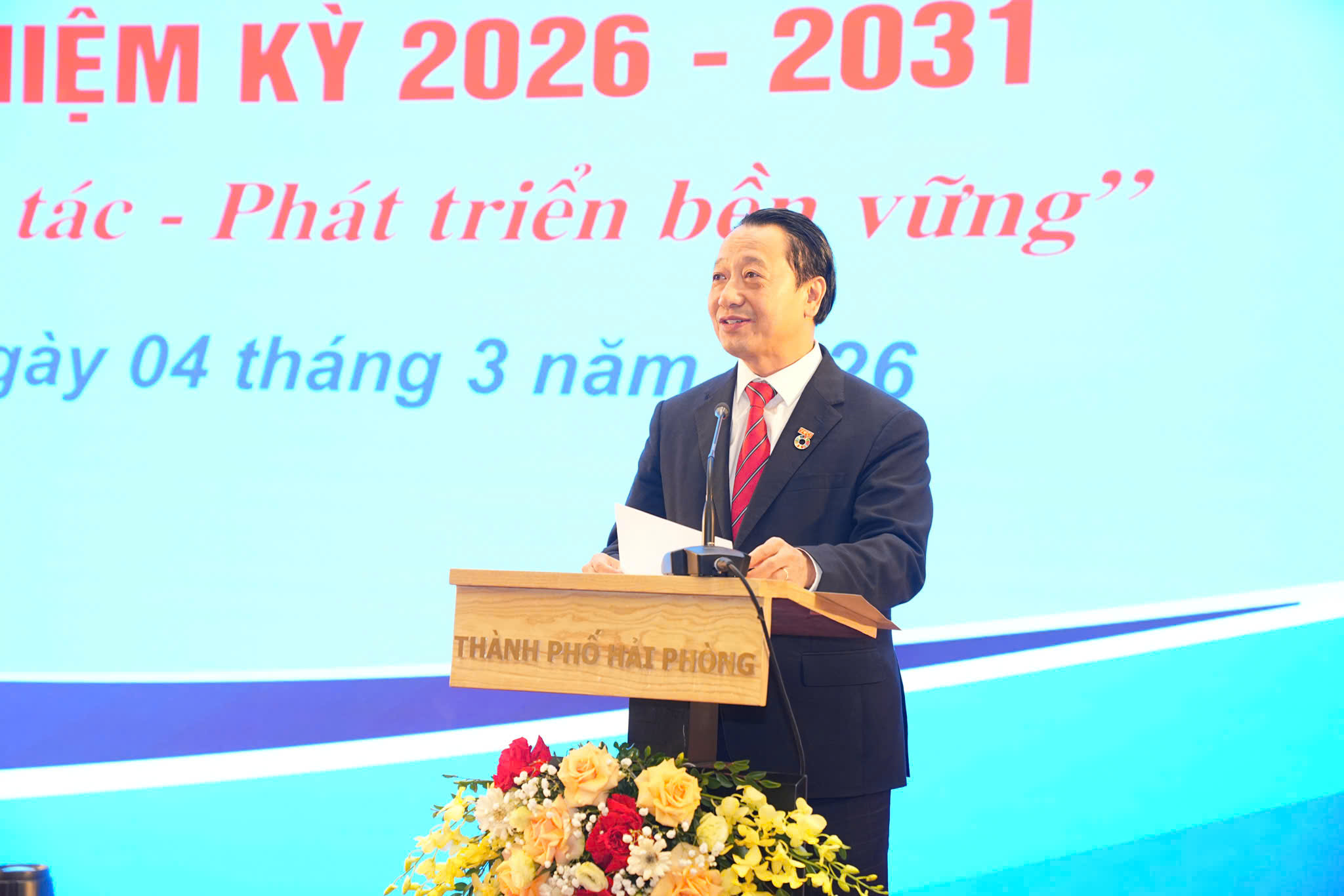 Ph&oacute; Chủ tịch VCCI Việt Nam Nguyễn Quang Vinh ph&aacute;t biểu tại Đại hội.