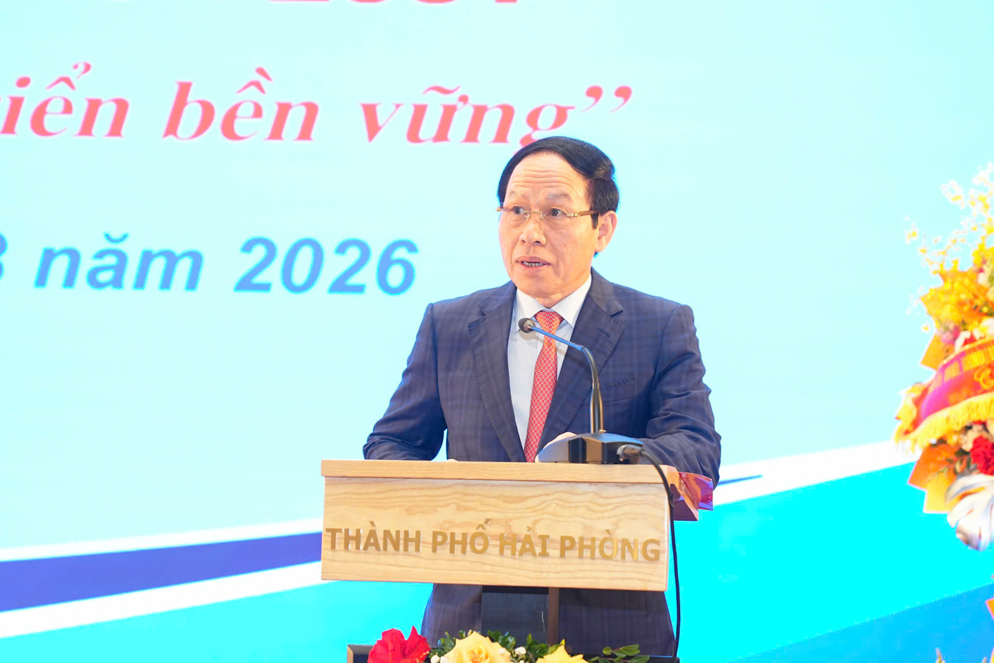 Đồng ch&iacute; B&iacute; thư Th&agrave;nh ủy L&ecirc; Tiến Ch&acirc;u ph&aacute;t biểu chỉ đạo tại Đại hội.