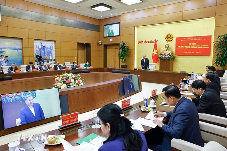 Đo&agrave;n kiểm tra, gi&aacute;m s&aacute;t số 10 của Bộ Ch&iacute;nh trị, Ban B&iacute; thư do Tổng B&iacute; thư T&ocirc; L&acirc;m l&agrave;m Trưởng đo&agrave;n tổ chức Hội nghị c&ocirc;ng bố quyết định kiểm tra, gi&aacute;m s&aacute;t của Bộ Ch&iacute;nh trị, Ban B&iacute; thư năm 2026 đối với Ban Thường vụ Đảng ủy Quốc hội - Ảnh: TTXVN