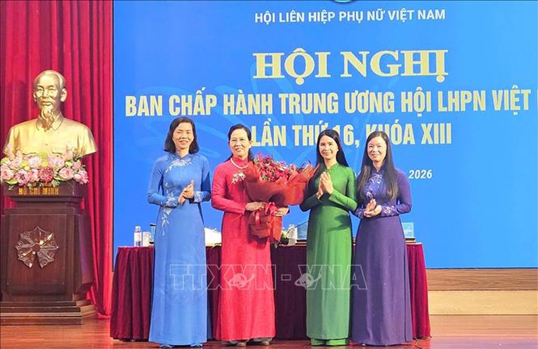 Đồng chí Lê Thị Thủy được bầu giữ chức Chủ tịch Hội Liên hiệp Phụ nữ Việt Nam