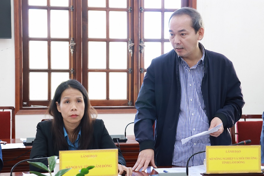 Đại diện l&atilde;nh đạo Sở N&ocirc;ng nghiệp v&agrave; M&ocirc;i trường ph&aacute;t biểu tại buổi l&agrave;m việc
