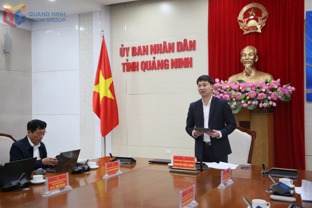 &Ocirc;ng Nguyễn Văn C&ocirc;ng, Ph&oacute; Chủ tịch UBND tỉnh Quảng Ninh, Chủ tịch Hội đồng Tư vấn cấp tỉnh về khoa học, c&ocirc;ng nghệ, đổi mới s&aacute;ng tạo v&agrave; chuyển đổi số chủ tr&igrave; cuộc họp