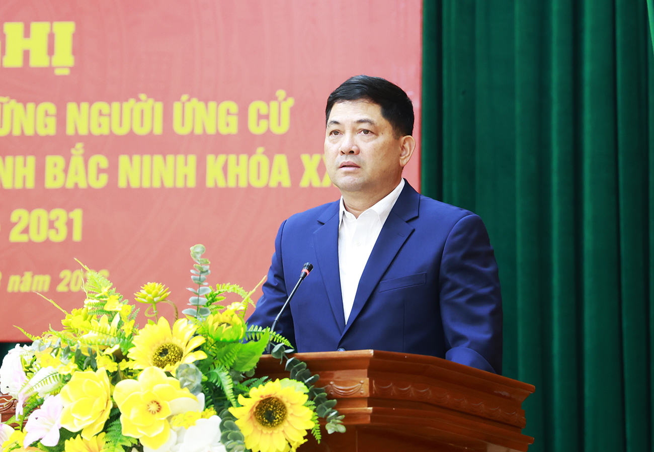 Ứng cử vi&ecirc;n đại biểu HĐND tỉnh Bắc Ninh kh&oacute;a XX, nhiệm kỳ 2026 - 2031 Nguyễn Hồng Th&aacute;i, B&iacute; thư Tỉnh uỷ tr&igrave;nh b&agrave;y chương tr&igrave;nh h&agrave;nh động tại hội nghị tiếp x&uacute;c