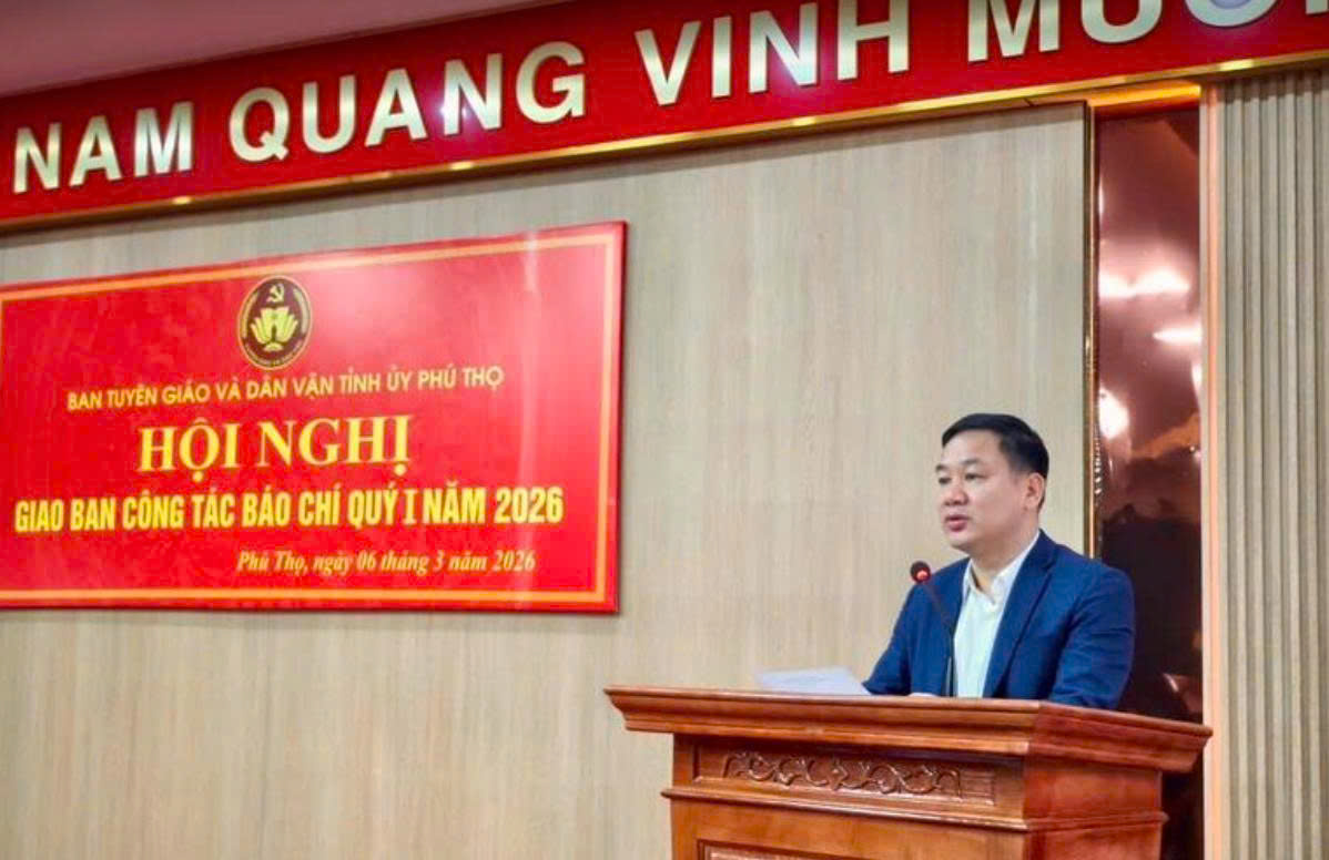Ph&oacute; Trưởng Ban Tuy&ecirc;n gi&aacute;o v&agrave; D&acirc;n vận Tỉnh ủy Ph&uacute; Thọ Nguyễn Mạnh Tuấn chủ tr&igrave; hội nghị.