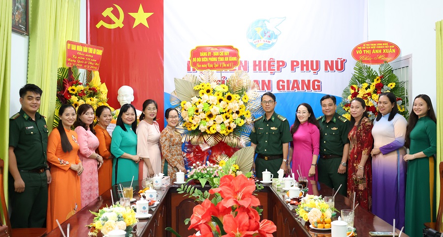 Hội phụ nữ Ban Chỉ huy Bộ đội Biên phòng tỉnh An Giang họp mặt kỷ niệm 116 năm Ngày Quốc tế Phụ nữ