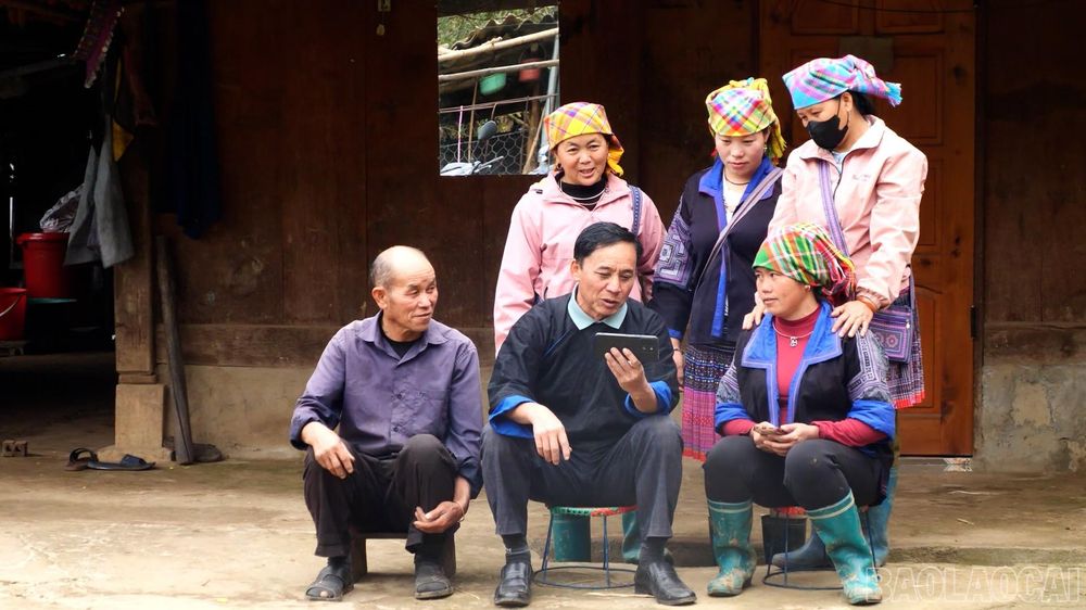 Lào Cai triển khai mô hình “Người bản số”, thúc đẩy chuyển đổi số từ cơ sở