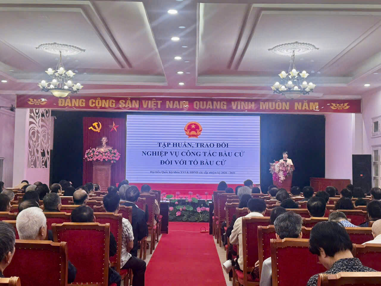 Hà Nội: Phường Bồ Đề vừa chuẩn bị bầu cử chu đáo, vừa trực tiếp xử lý kiến nghị từ cơ sở