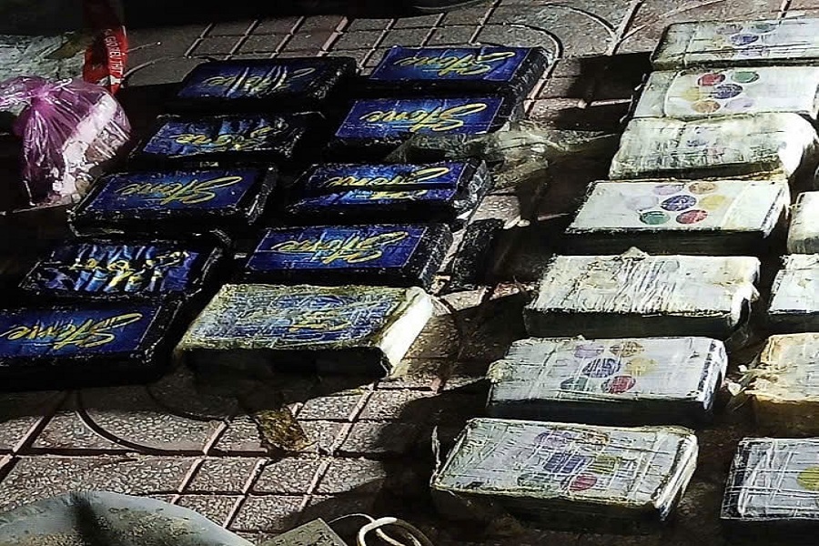 Lâm Đồng: Phát hiện túi ni lông chứa khoảng 24kg chất nghi ma túy ở bờ biển