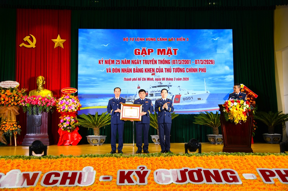 Bộ Tư lệnh Vùng Cảnh sát biển 3 Kỷ niệm 25 năm Ngày truyền thống