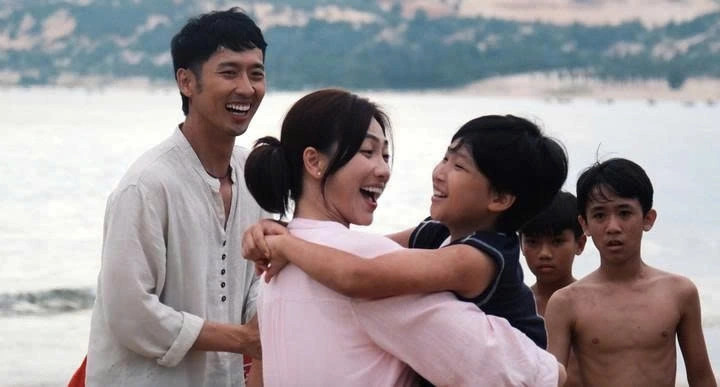 Phim Việt “Báu vật trời cho” vượt mốc 100 tỷ đồng sau hơn nửa tháng ra rạp