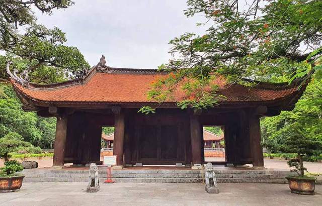 Ngọ M&ocirc;n Lam Kinh