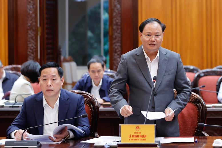 Bí Thư Tỉnh ủy Lai Châu Lê Minh Ngân báo cáo tại cuộc họp - Ảnh: VGP/Nhật Bắc Bí Thư Tỉnh ủy Lai Châu Lê Minh Ngân báo cáo tại cuộc họp - Ảnh: VGP/Nhật Bắc