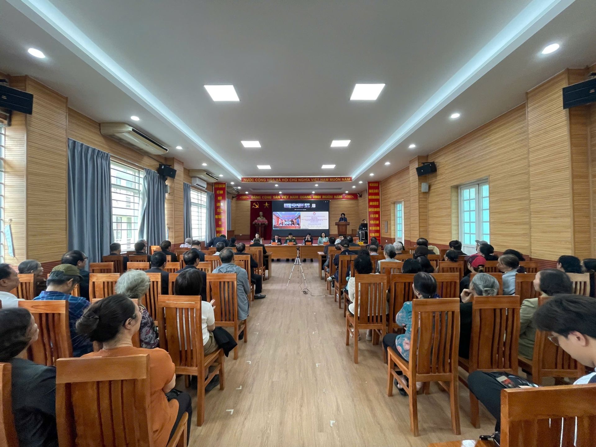 Hà Nội: Phường Việt Hưng tổ chức loạt hội nghị tiếp xúc cử tri trước ngày bầu cử