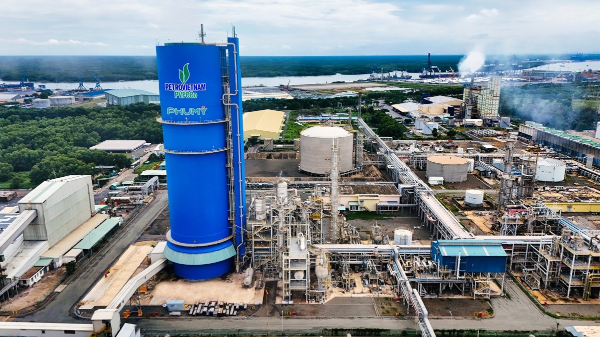 Nh&agrave; m&aacute;y đạm Ph&uacute; Mỹ l&agrave; c&ocirc;ng tr&igrave;nh h&oacute;a dầu đầu ti&ecirc;n của Petrovietnam. Ảnh: Petrovietnam