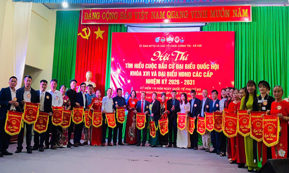 26 đội đại diện 26 th&ocirc;n của x&atilde; tham gia hội thi.