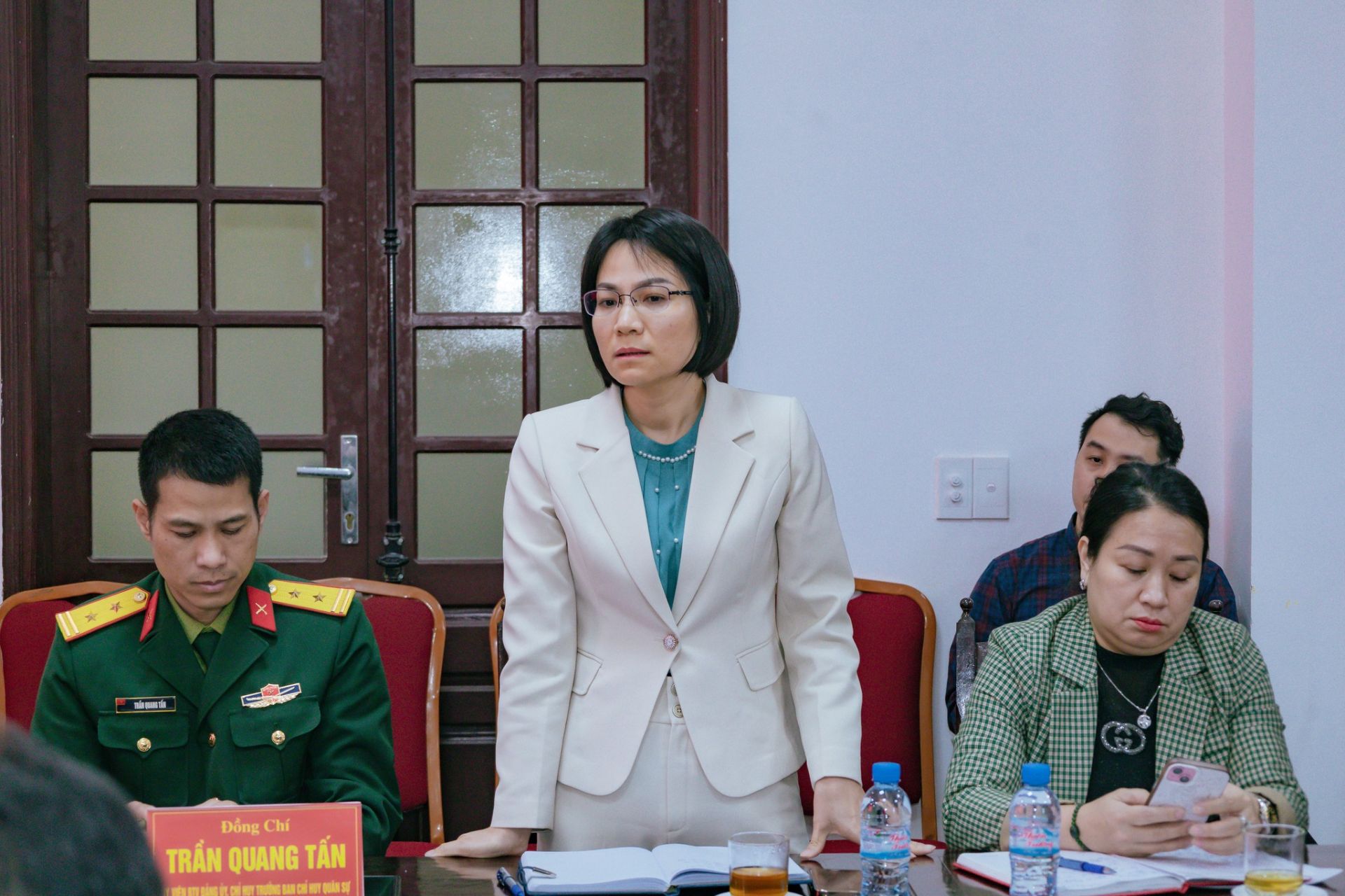 Đại biểu tham dự hội nghị đ&atilde; tập trung thảo luận, trao đổi v&agrave; đ&oacute;ng g&oacute;p &yacute; kiến.