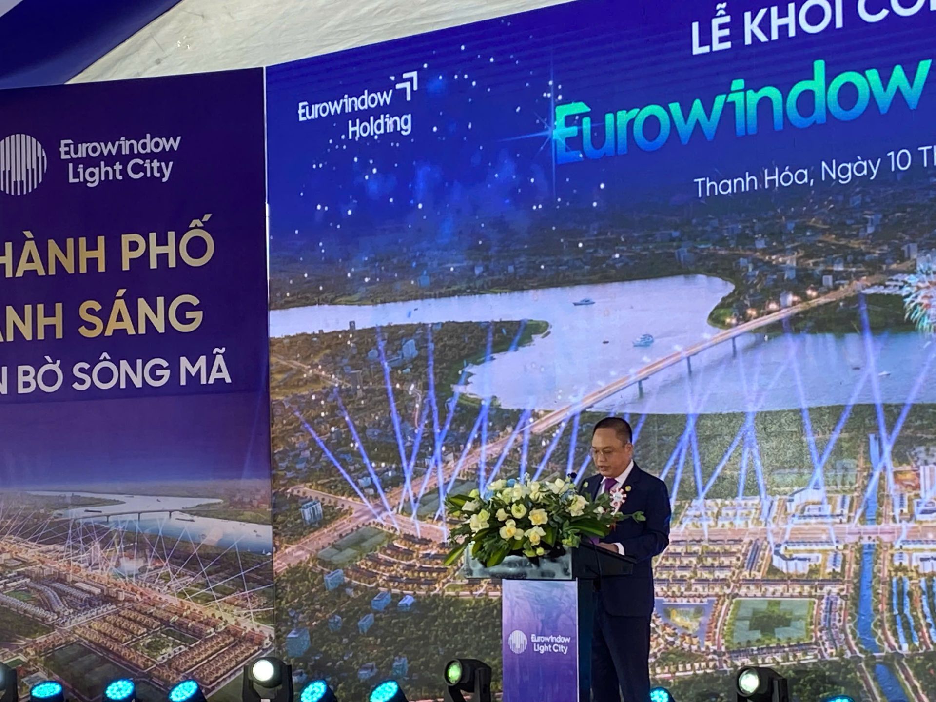 &Ocirc;ng Nguyễn Cảnh Hồng, Ph&oacute; chủ tịch Hội đồng quản trị