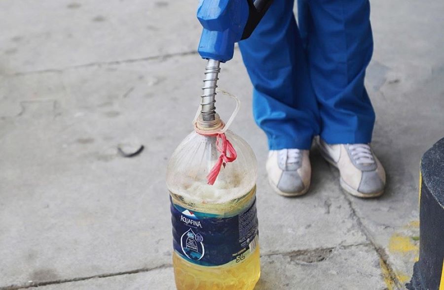 QLTT H&agrave; Tĩnh khuyến c&aacute;o người d&acirc;n kh&ocirc;ng n&ecirc;n t&iacute;ch trữ xăng dầu để tr&aacute;nh nguy cơ ch&aacute;y nổ v&agrave; đảm bảo an to&agrave;n