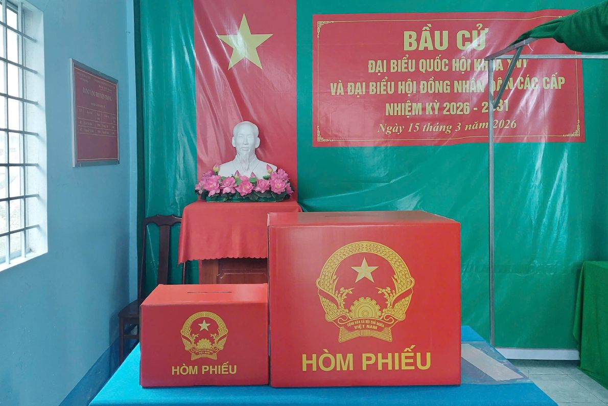 Ủy ban bầu cử cấp tỉnh hướng dẫn việc chuẩn bị hòm phiếu theo yêu cầu