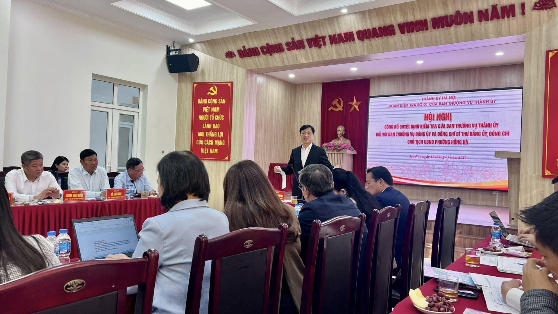 Hà Nội: Bí thư Thành ủy Nguyễn Duy Ngọc kiểm tra công tác tại phường Hồng Hà trước ngày bầu cử