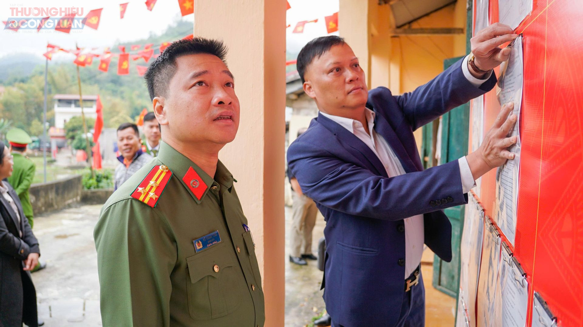 C&ocirc;ng t&aacute;c chuẩn bị lu&ocirc;n được Ban Thường vụ Đảng ủy x&atilde; quan t&acirc;m l&atilde;nh đạo, chỉ đạo s&aacute;t sao, từ việc qu&aacute;n triệt v&agrave; triển khai chủ trương, chỉ thị, nghị quyết của Trung ương, của tỉnh về c&ocirc;ng t&aacute;c bầu cử. Đảng ủy, HĐND, UBND, Ủy ban bầu cử v&agrave; c&aacute;c cơ quan li&ecirc;n quan của x&atilde; lu&ocirc;n b&aacute;m s&aacute;t hướng dẫn của Trung ương v&agrave; của tỉnh, chủ động cụ thể h&oacute;a bằng c&aacute;c kế hoạch, văn bản chỉ đạo, bảo đảm đ&uacute;ng tr&igrave;nh tự v&agrave; lộ tr&igrave;nh thời gian theo quy định.