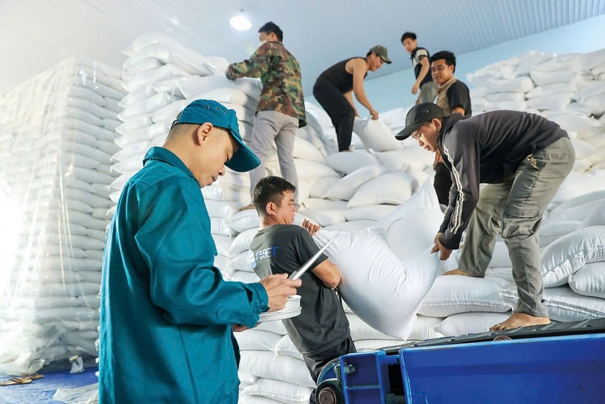 Xuất cấp hơn 49.000 tấn gạo dự trữ quốc gia hỗ trợ học sinh, học viên