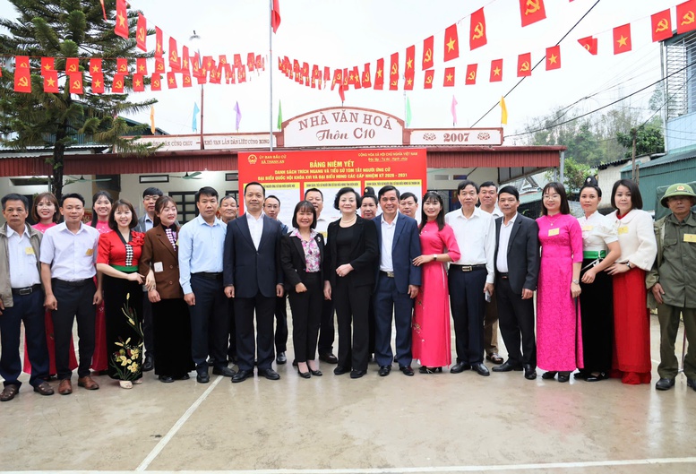 Ph&oacute; Thủ tướng đề nghị từ c&aacute;c x&atilde;, phường đến to&agrave;n tỉnh Điện Bi&ecirc;n kiểm tra kỹ lưỡng từng kh&acirc;u, từng nhiệm vụ trước ng&agrave;y bầu cử, tuyệt đối kh&ocirc;ng được chủ quan - Ảnh: VGP/Thu Giang