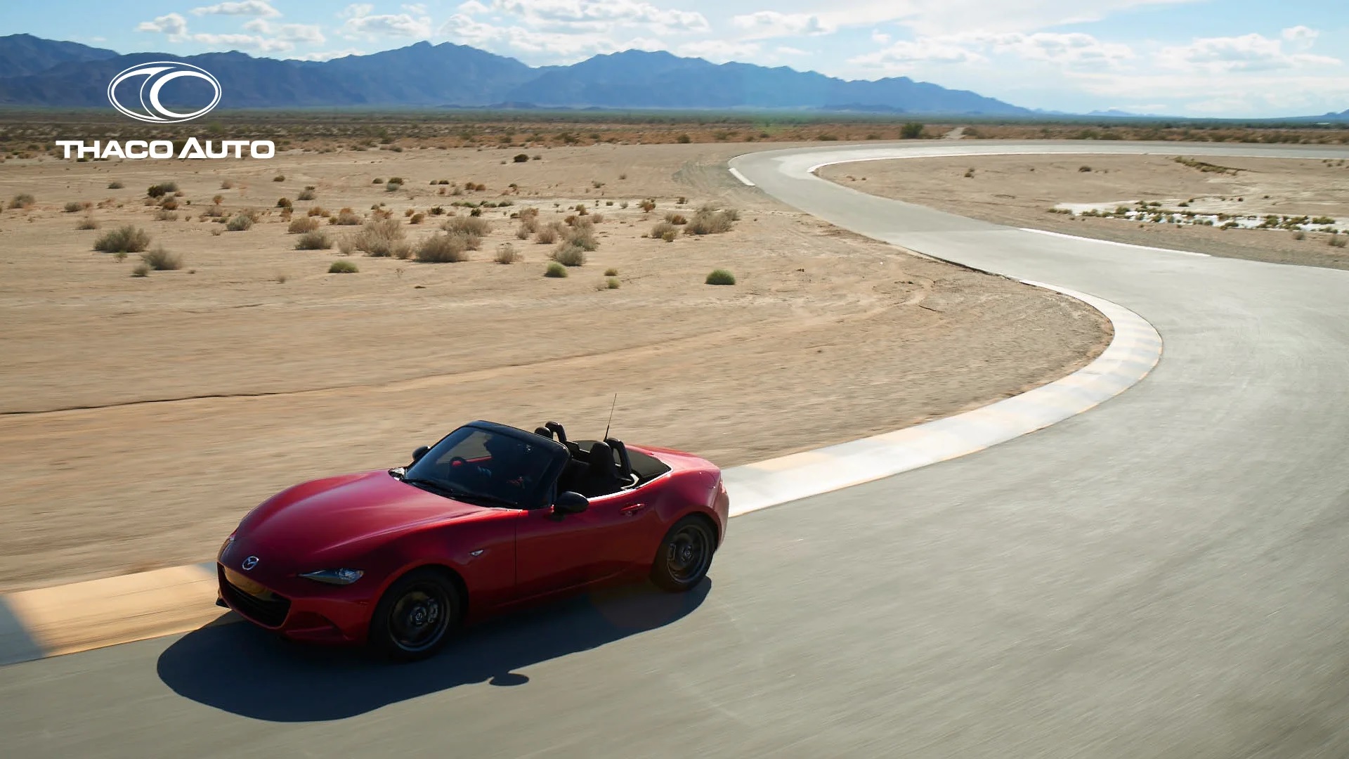 Biểu tượng huyền thoại roadster Mazda MX-5.