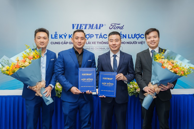 Hợp t&aacute;c chiến lược giữa Ford Việt Nam v&agrave; Vietmap mong muốn mang đến sự an to&agrave;n v&agrave; tiện nghi tối đa cho người d&ugrave;ng