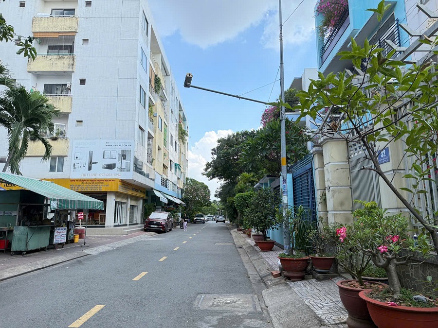 Th&agrave;nh phố sẽ triển khai th&iacute; điểm m&ocirc; h&igrave;nh ứng dụng GIS trong c&ocirc;ng t&aacute;c đ&aacute;nh số v&agrave; gắn biển số nh&agrave;