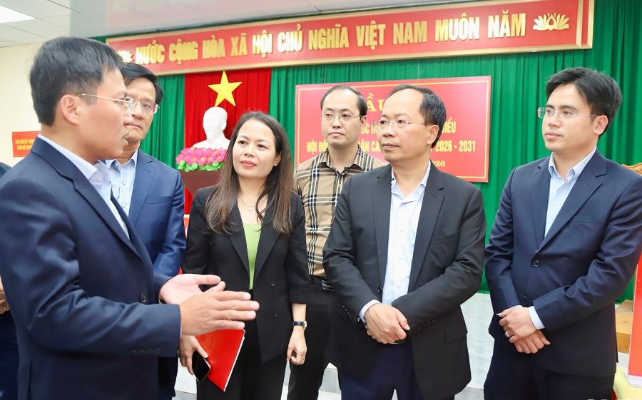 Lãnh đạo tỉnh Hà Tĩnh kiểm tra công tác chuẩn bị bầu cử