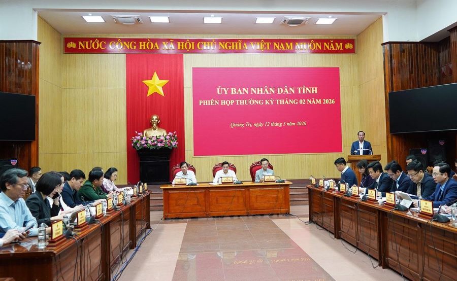 To&agrave;n cảnh phi&ecirc;n họp