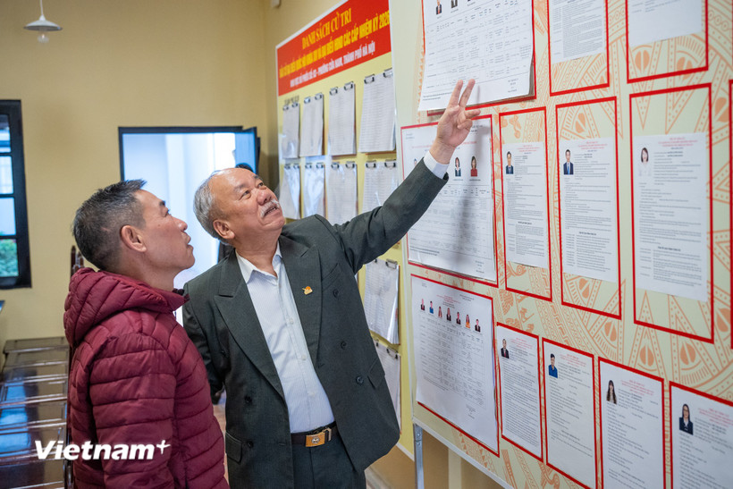 Việc đặt địa điểm bầu cử tại c&aacute;c di t&iacute;ch lịch sử, văn h&oacute;a mang &yacute; nghĩa biểu tượng s&acirc;u sắc. (Ảnh: Minh Sơn/Vietnam+)