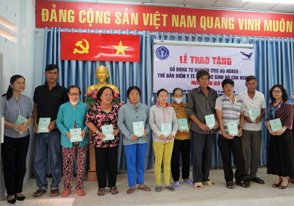 TP. HCM: Người thuộc hộ nghèo được hỗ trợ tới 80% tiền đóng Bảo hiểm xã hội tự nguyện
