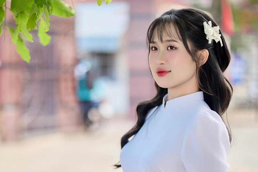 Em Nguyễn Phương Trang mong c&aacute;c đại biểu sẽ lu&ocirc;n c&oacute; tr&aacute;ch nhiệm, c&ocirc;ng t&acirc;m v&agrave; tận t&acirc;m trong c&ocirc;ng việc