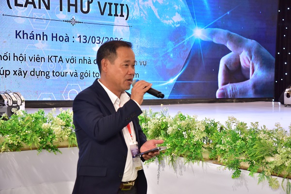 &Ocirc;ng Trần Minh Đức- Chi hội Trương chi hội Lữ h&agrave;nh Kh&aacute;nh H&ograve;a ph&aacute;t biểu