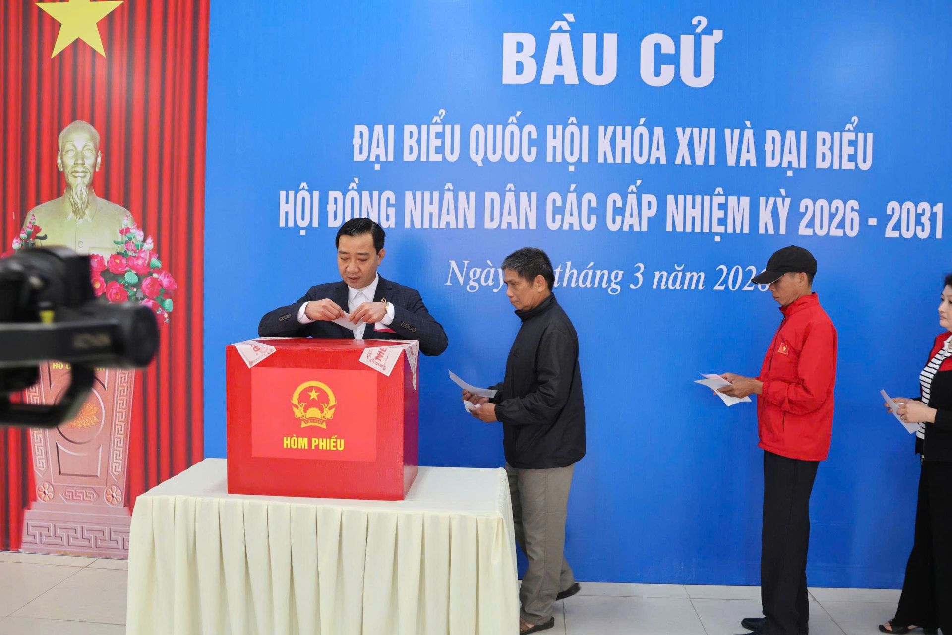 Đặc khu Bạch Long Vĩ trang trọng và sôi nổi trong Ngày bầu cử sớm