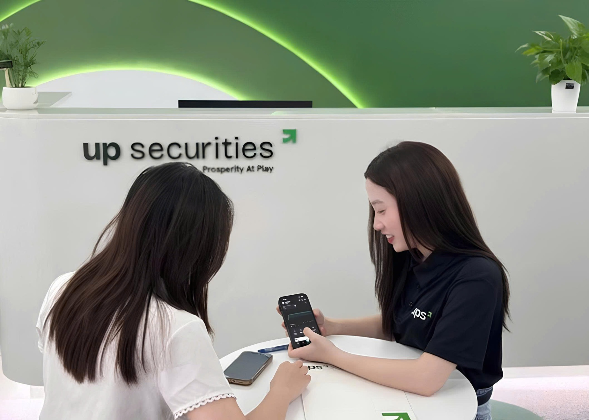 Chứng khoán UP chuẩn bị đưa hơn 32 triệu cổ phiếu lên sàn UPCoM