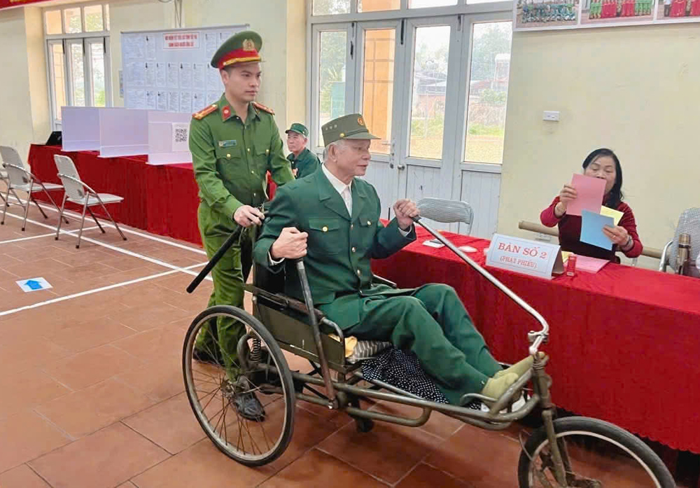 Những hình ảnh đẹp trong ngày bầu cử ở Bắc Ninh