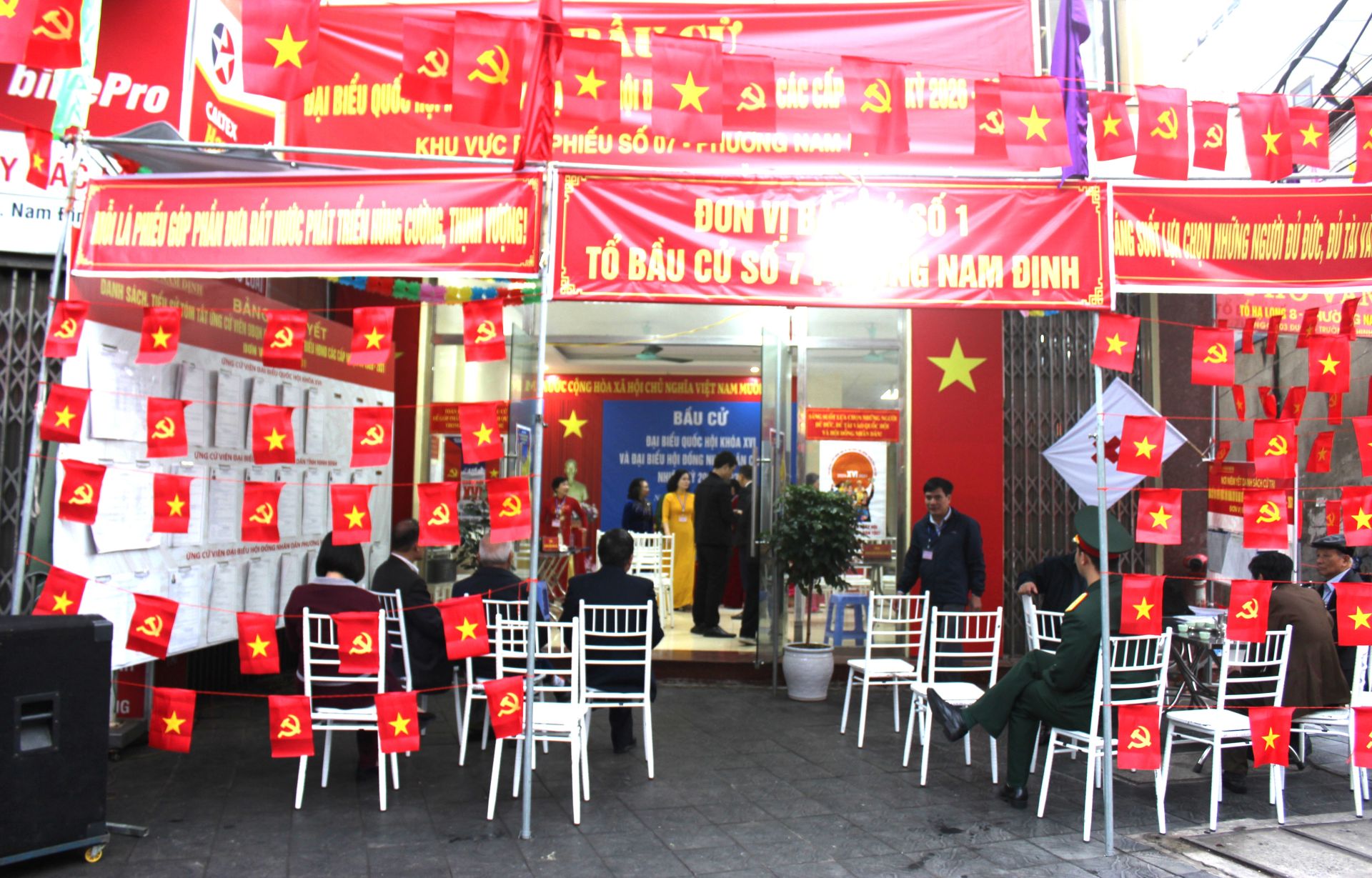 Khu vực bỏ phiếu số 7 phường Nam Định