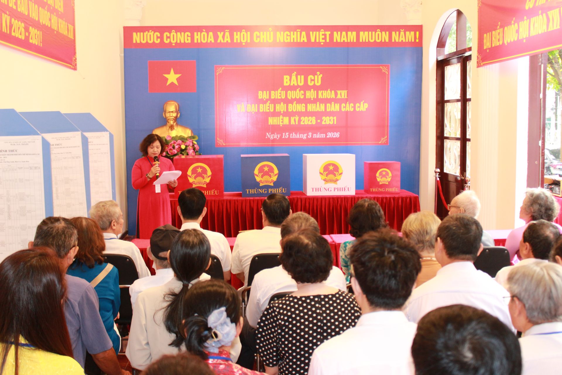 TP. HCM: Đến 9 giờ sáng, hơn 13% cử tri đã tham gia bỏ phiếu