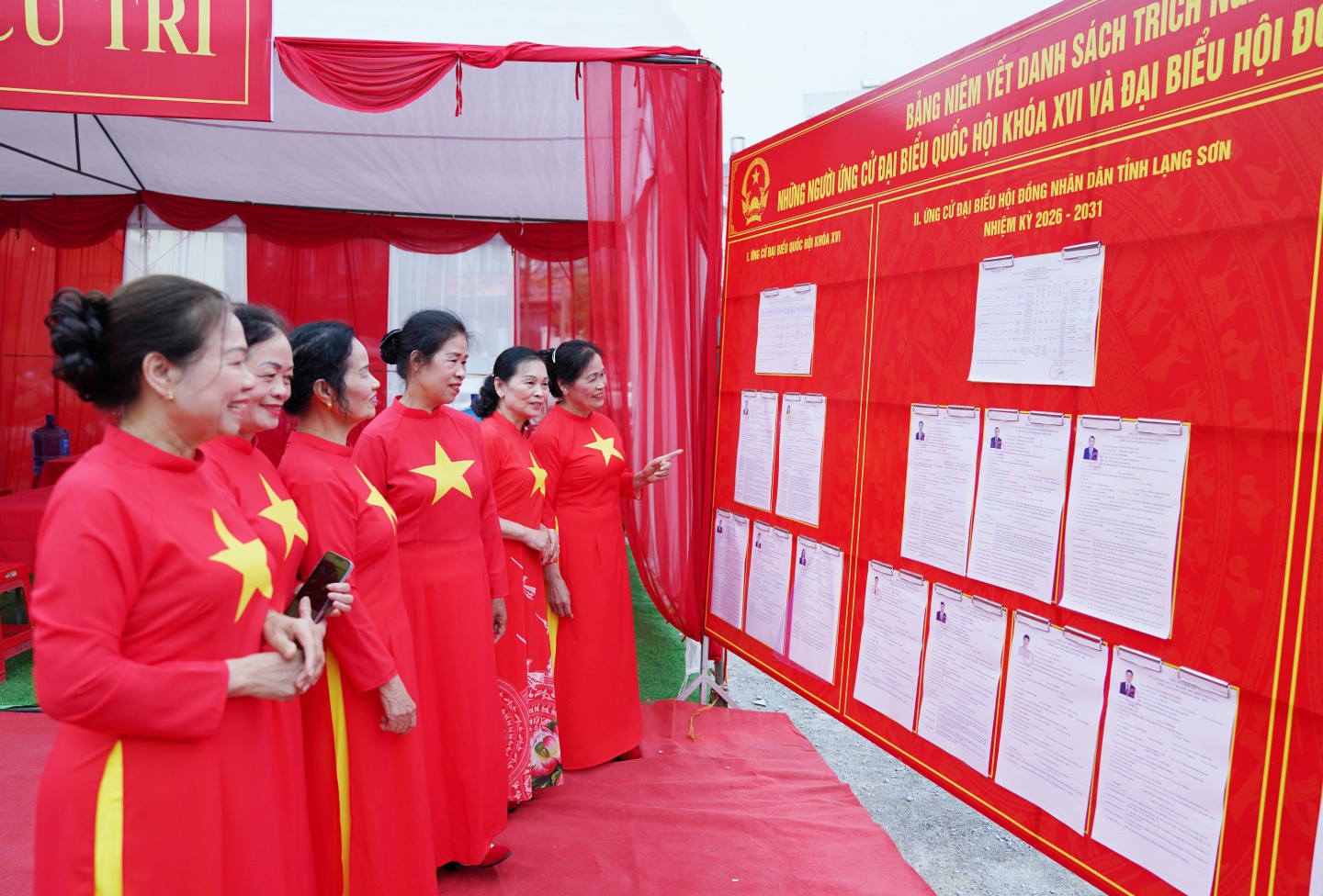 Cử tri khối Đại Thắng, phường Lương Văn Tri xem danh sách ứng cử đại biểu Quốc hội khóa XVI và đại biểu HĐND tỉnh Lạng Sơn và đại biểu HĐND phường Lương Văn Tri nhiệm kỳ 2026-2031 Cử tri khối Đại Thắng, phường Lương Văn Tri xem danh sách ứng cử đại biểu Quốc hội khóa XVI và đại biểu HĐND tỉnh Lạng Sơn và đại biểu HĐND phường Lương Văn Tri nhiệm kỳ 2026-2031