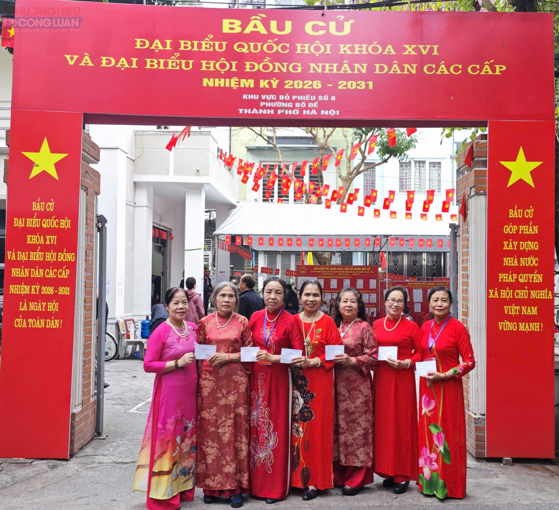 Hà Nội: Cử tri phường Bồ Đề nô nức thực hiện quyền công dân