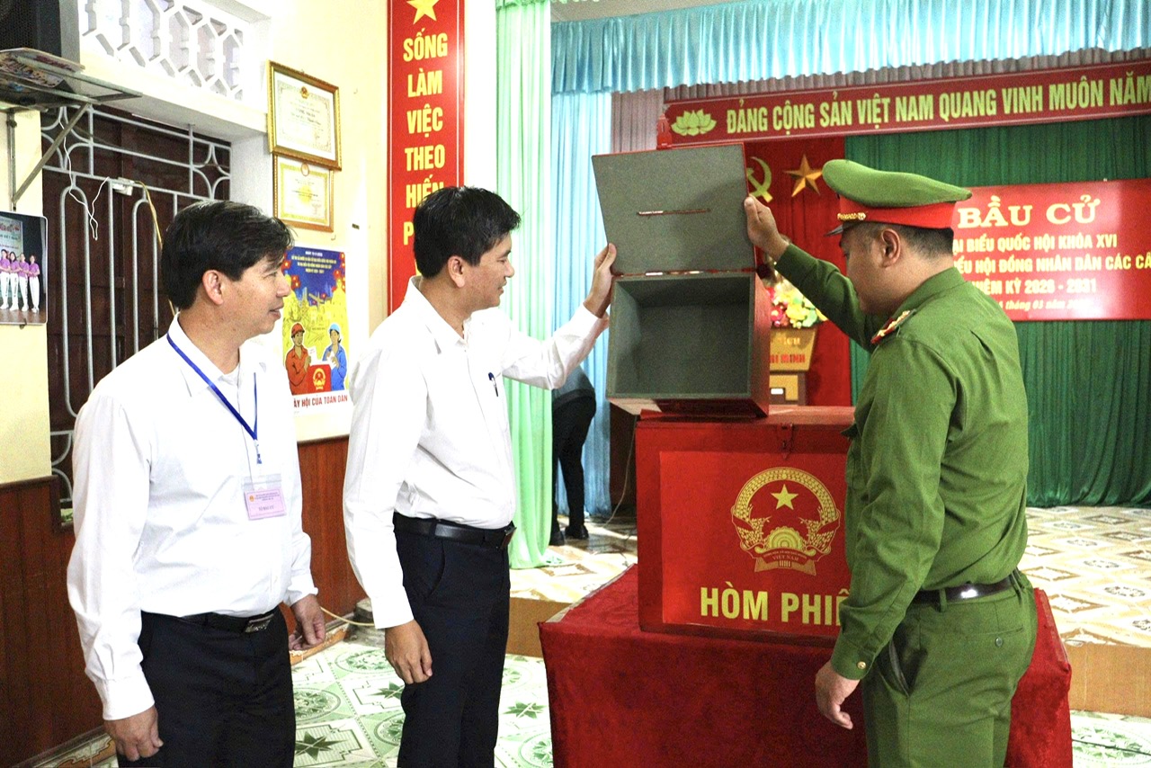 Ninh Bình rộn ràng ngày hội toàn dân đi bầu cử, lan tỏa khí thế đoàn kết