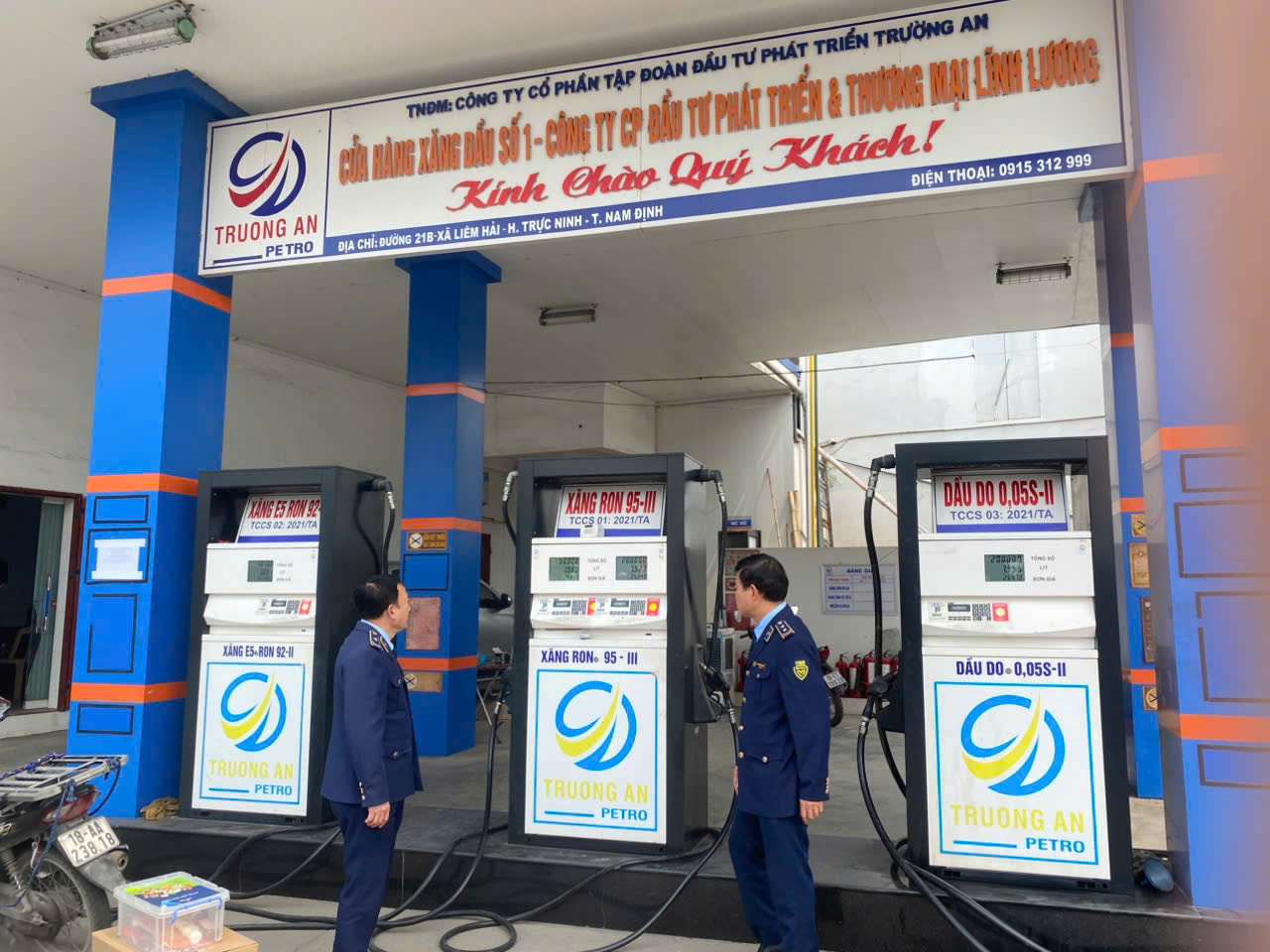 Ninh Bình: Xử phạt cơ sở kinh doanh xăng dầu bán cao hơn mức giá quy định