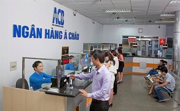 ACB thông báo sẽ ngừng giao dịch với doanh nghiệp siêu nhỏ trong một số trường hợp