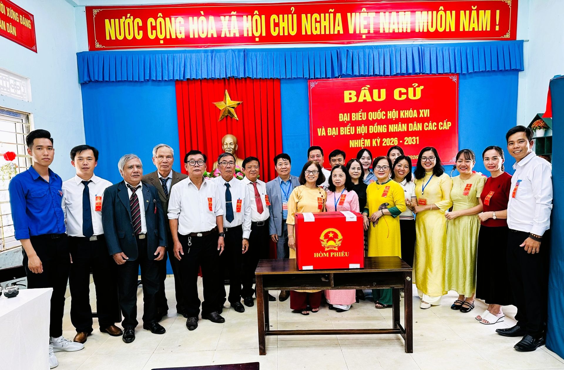 Huế: Gần 100% cử tri tham gia bỏ phiếu bầu cử